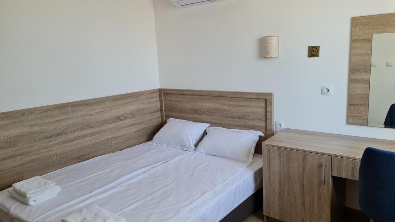 Hotel Geppy София Экстерьер фото