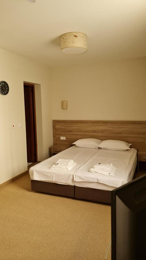 Hotel Geppy София Экстерьер фото
