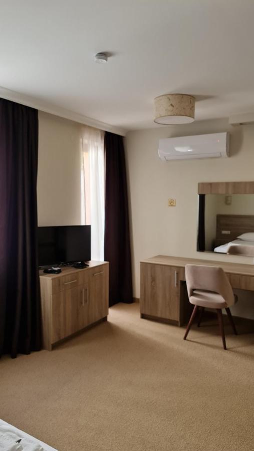 Hotel Geppy София Экстерьер фото